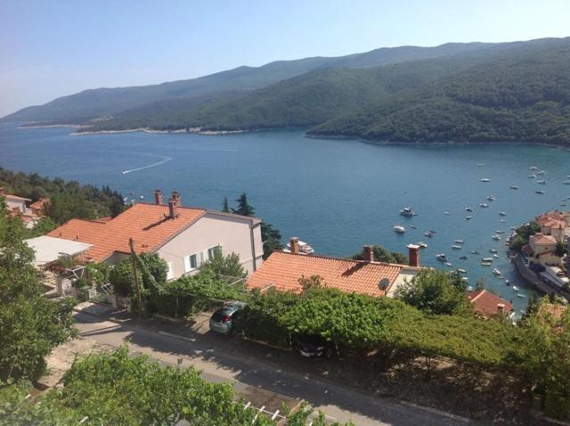 Apartments Alma Rabac Pokoj fotografie