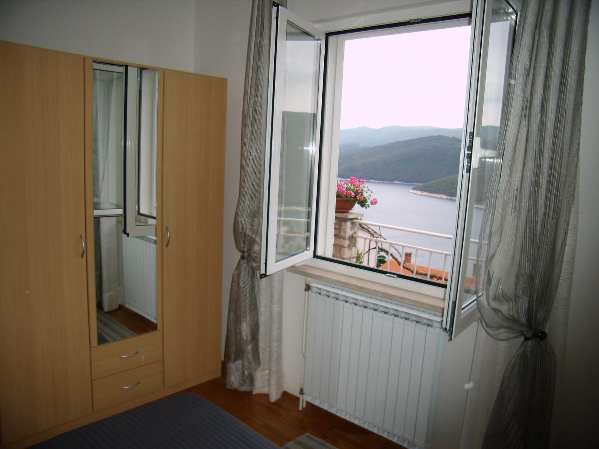 Apartments Alma Rabac Pokoj fotografie